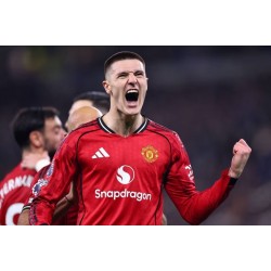 Manchester Uniteds Premier League-runde 30 er i ferd med å starte