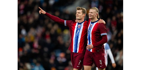Erling Haaland leder Norge til sin første VM-seier