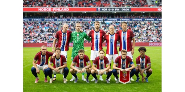 Erling Haaland scorer vinnermålet og sender laget videre til åttendedelsfinalen