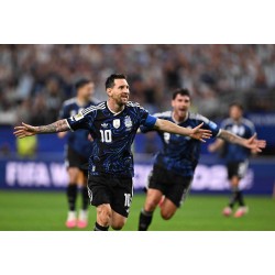 Argentina sikrer seg dramatisk seier på slutten og går videre til finalen