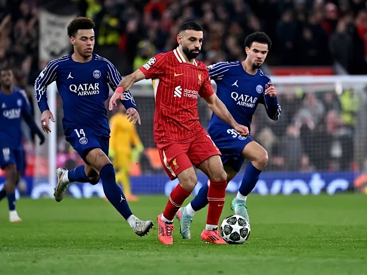 Paris Saint-Germain vinner sin første kamp i Champions League-semifinalen